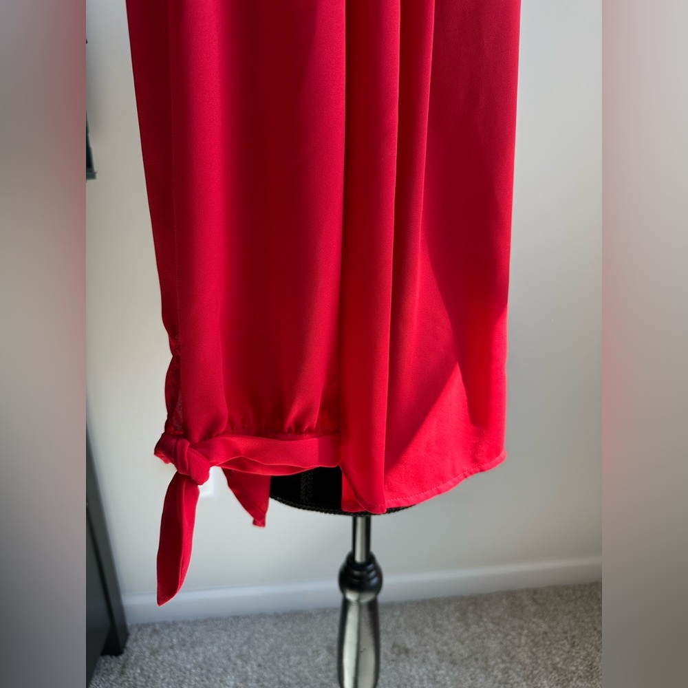 Women’s Express Off-the-Shoulder Red Top - Picture 3 of 5
